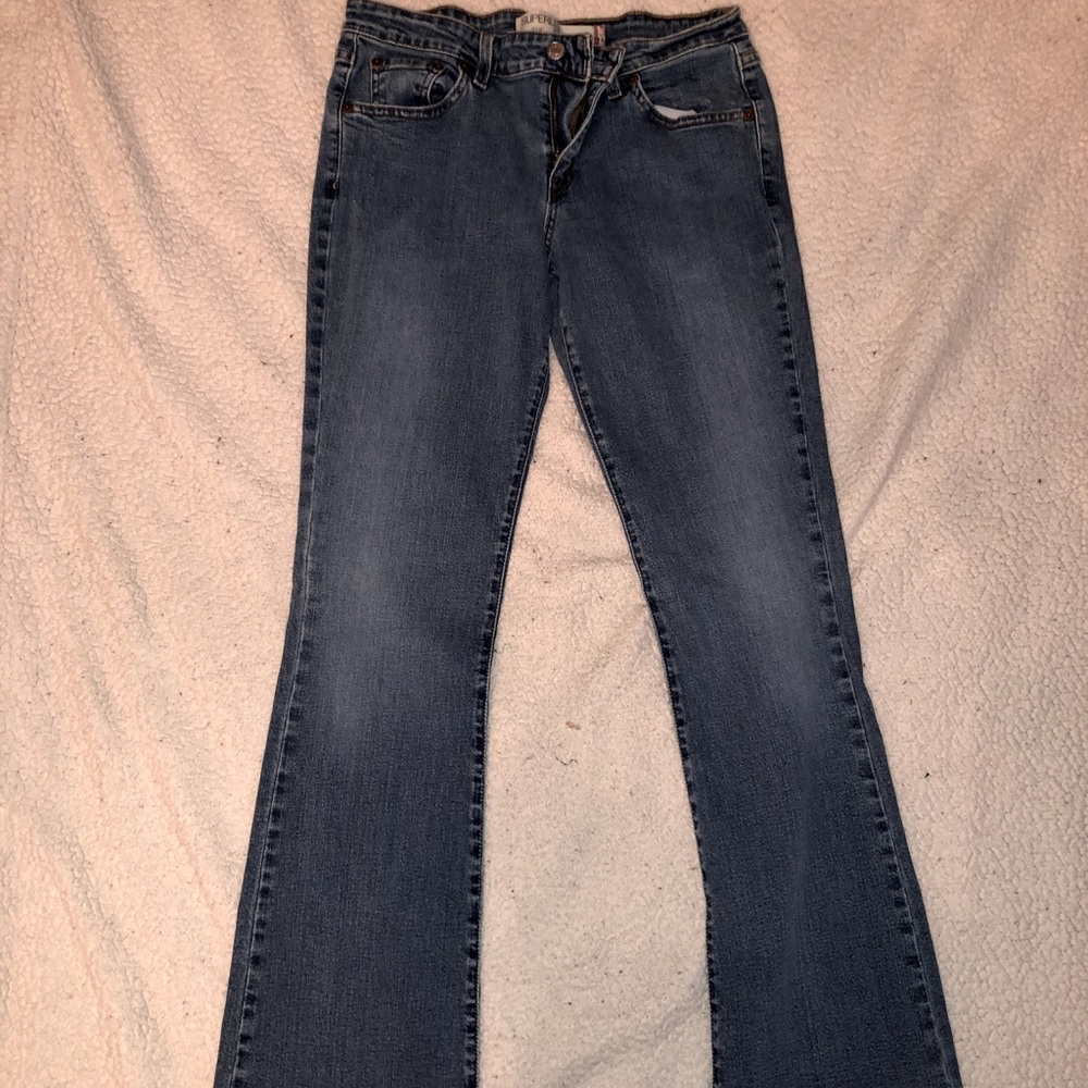 Levi’s super low boot cut